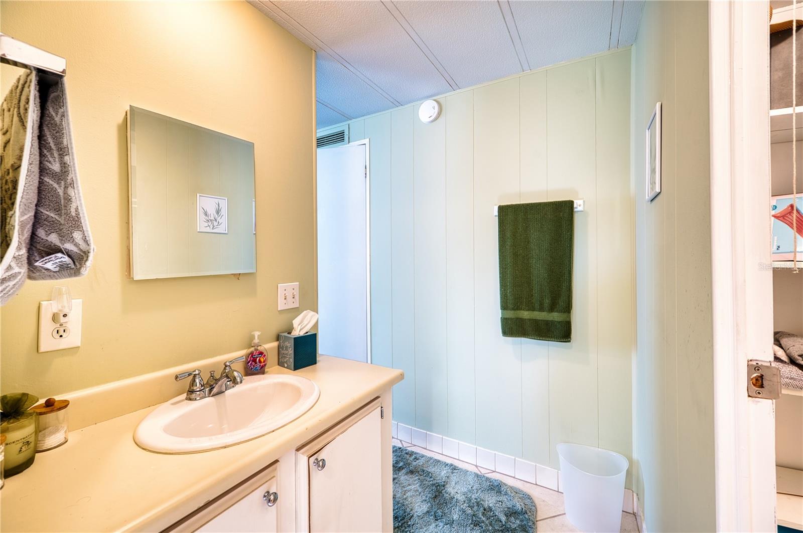 110 TOBAGO WAY — photo 23