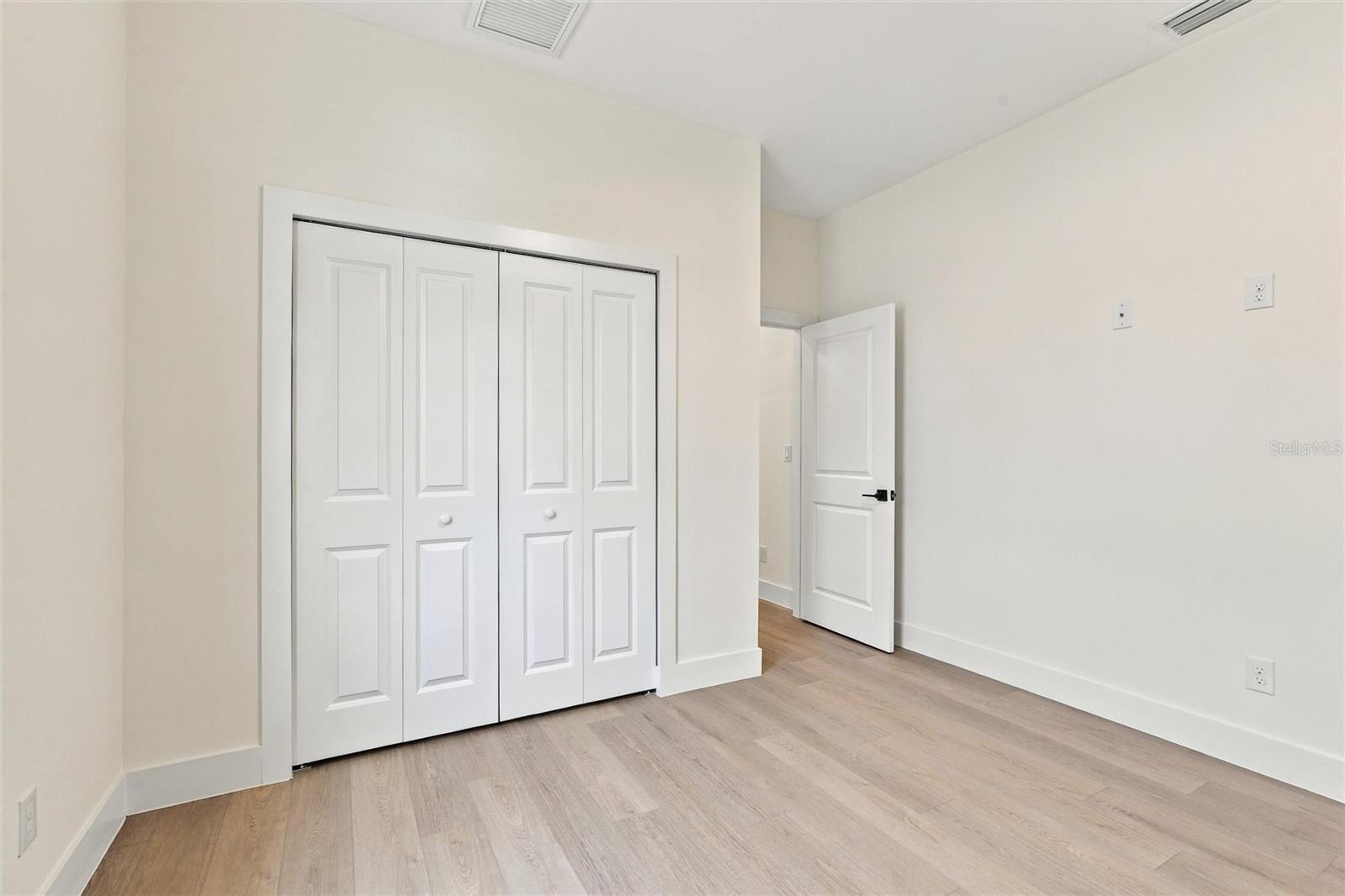 2235 NABBLE LN — photo 26