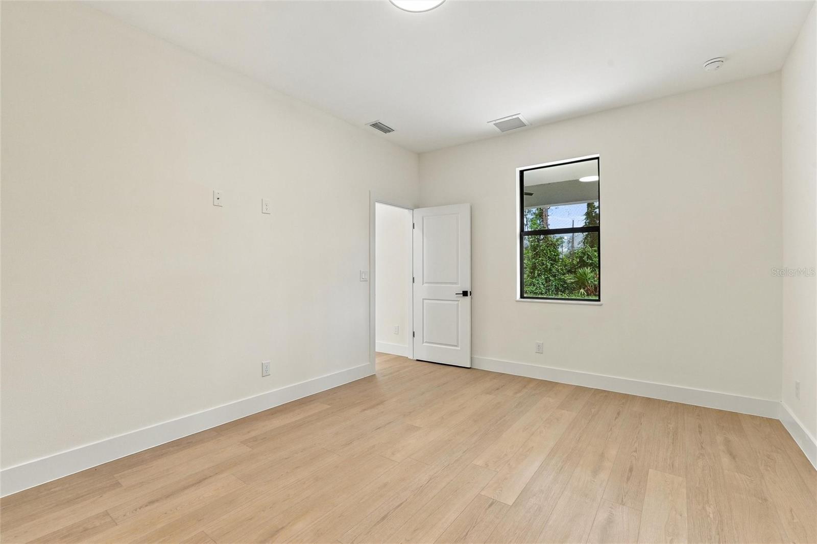 2235 NABBLE LN — photo 27