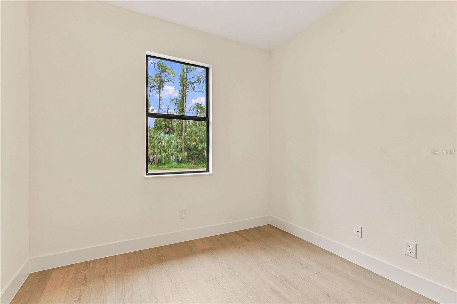 2235 NABBLE LN — photo 32