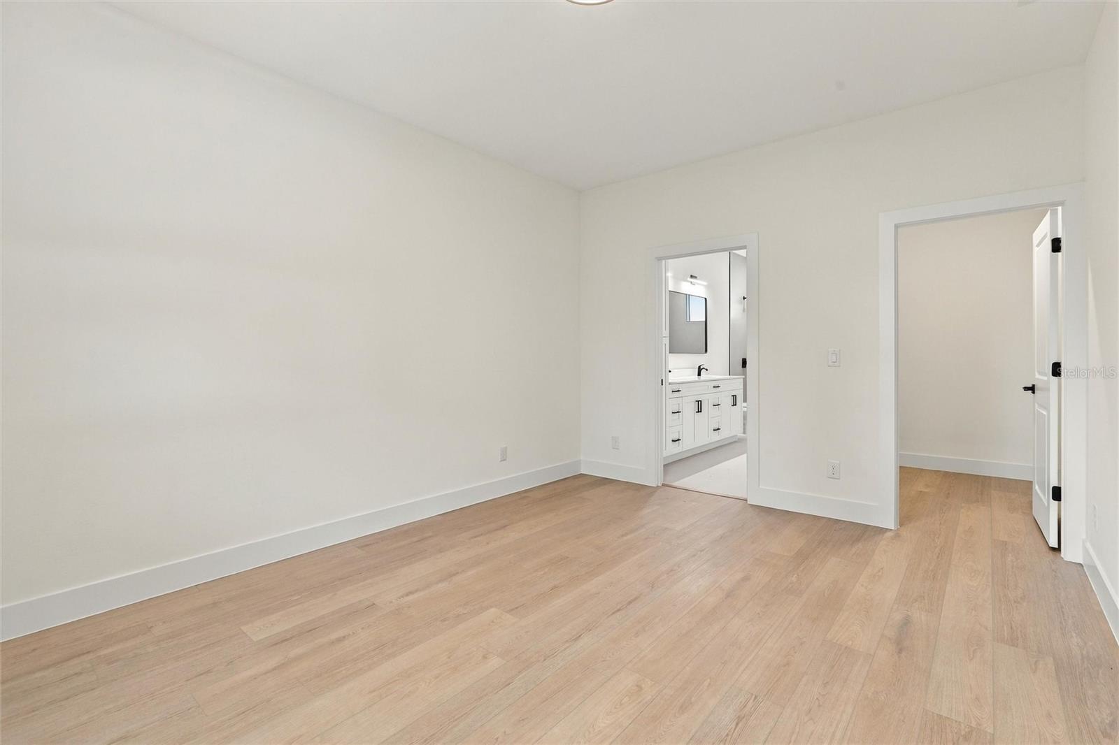 2235 NABBLE LN — photo 13