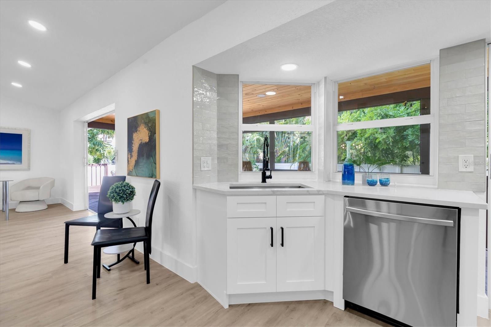 630 PINTA DR — photo 14