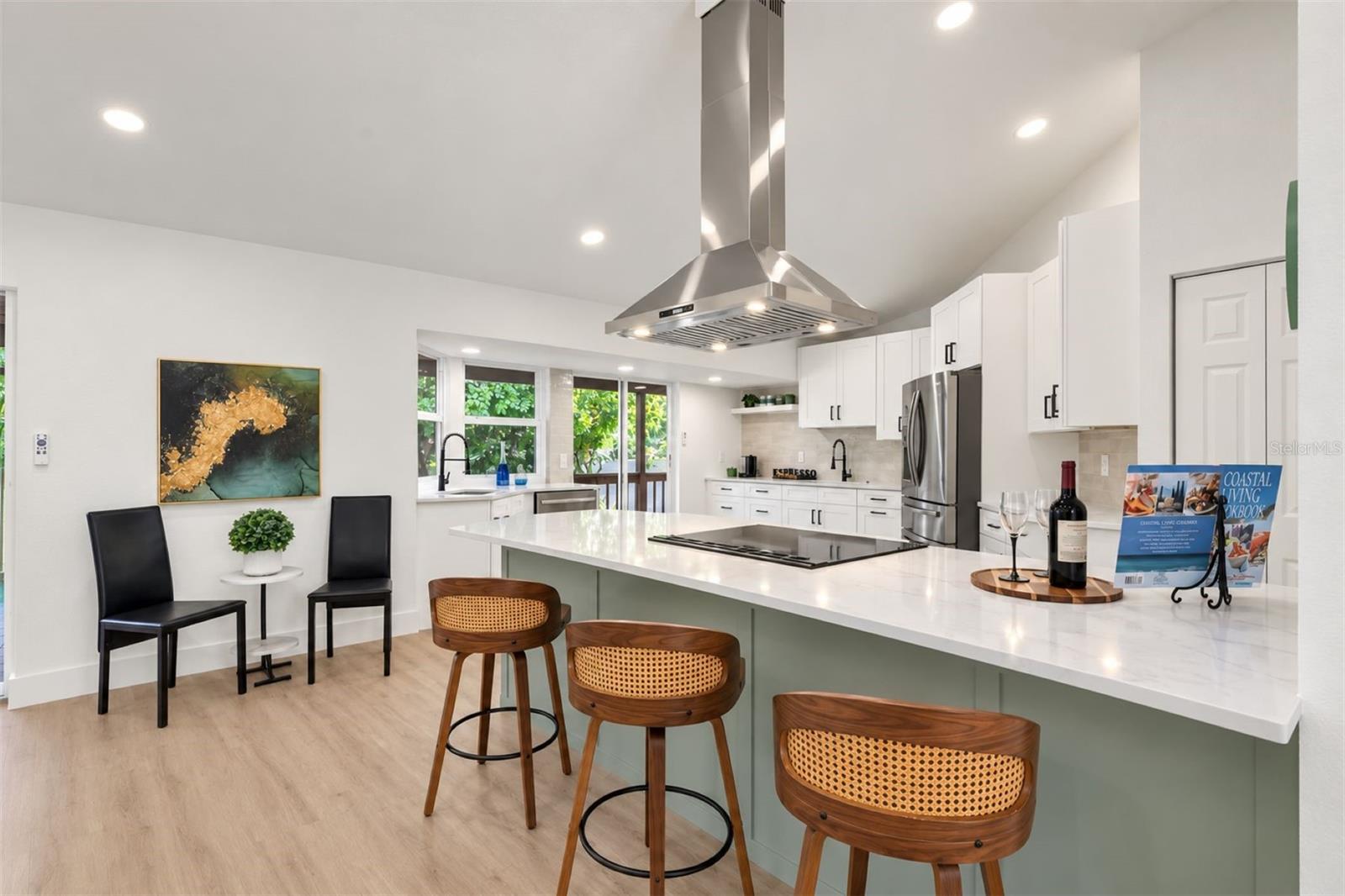 630 PINTA DR — photo 18