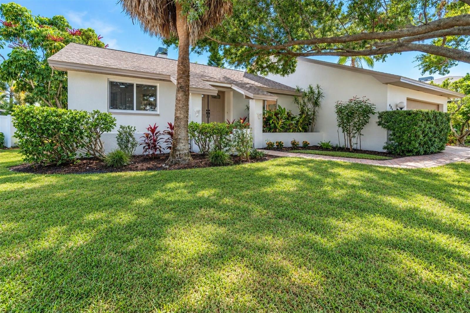 630 PINTA DR — photo 49