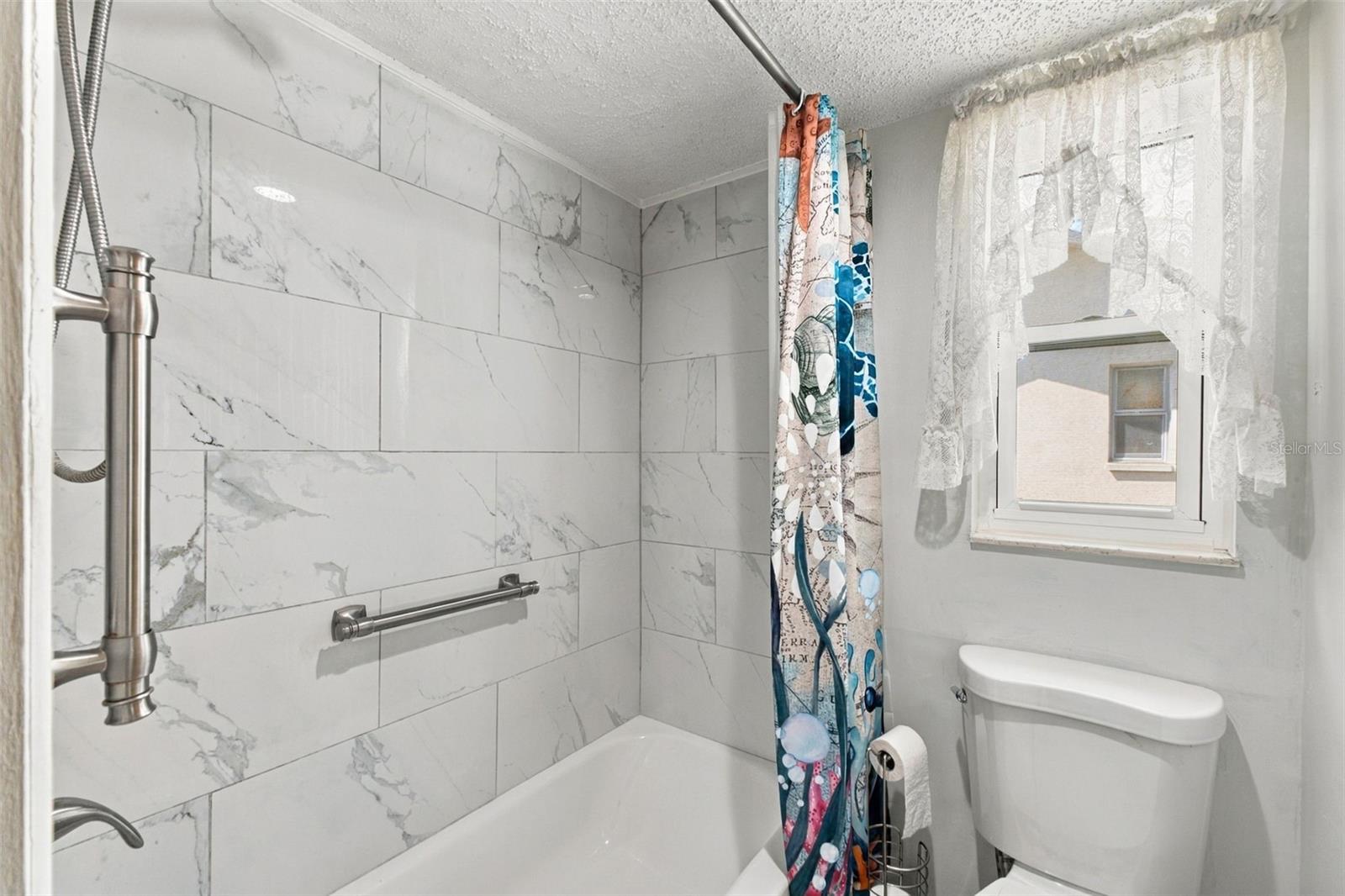 8025 JUAREZ DR — photo 19