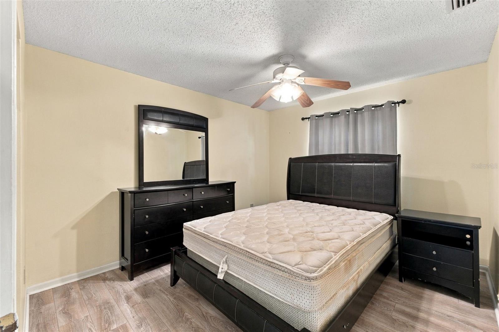 8025 JUAREZ DR — photo 12