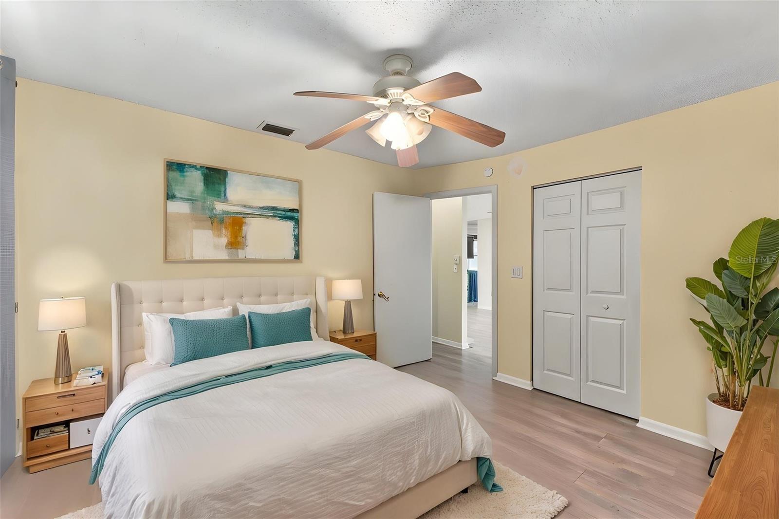 8025 JUAREZ DR — photo 17