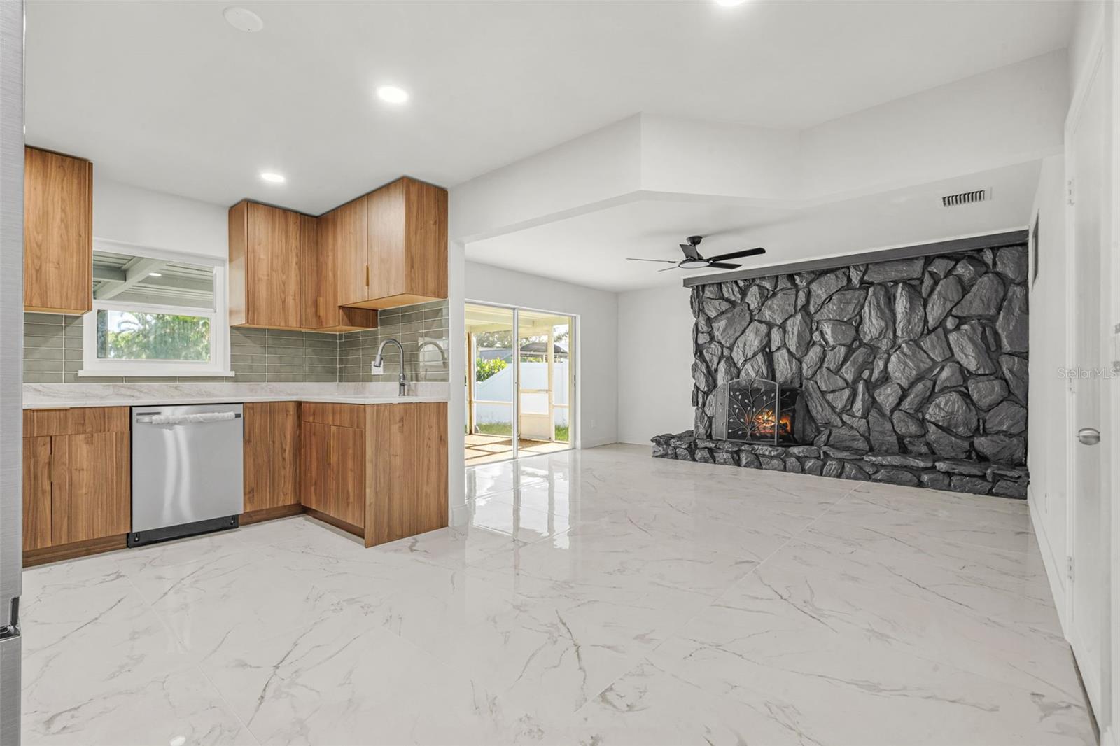 4405 PINFISH LN — photo 10