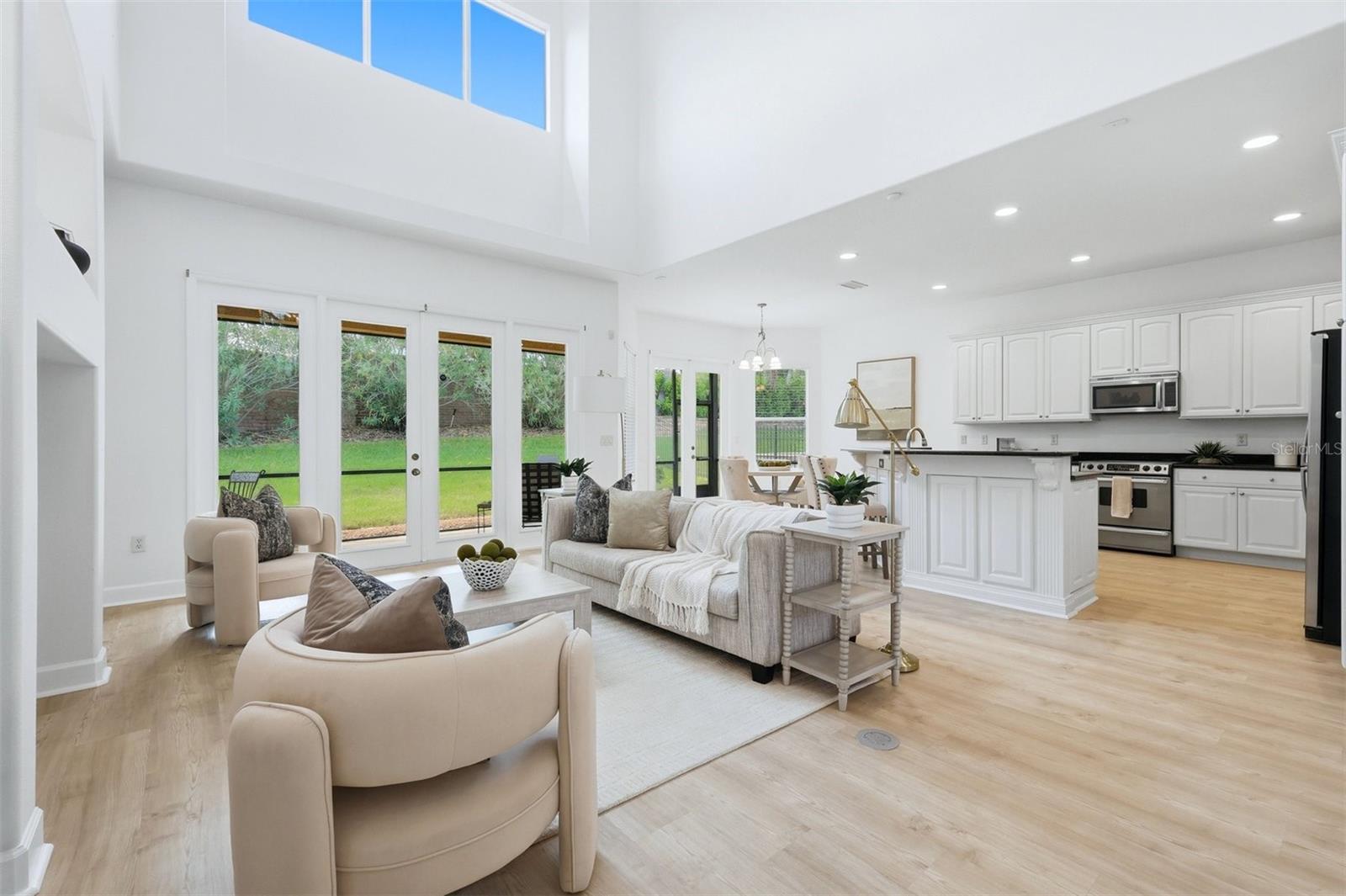 2242 CYPRESS HOLLOW CT — photo 3