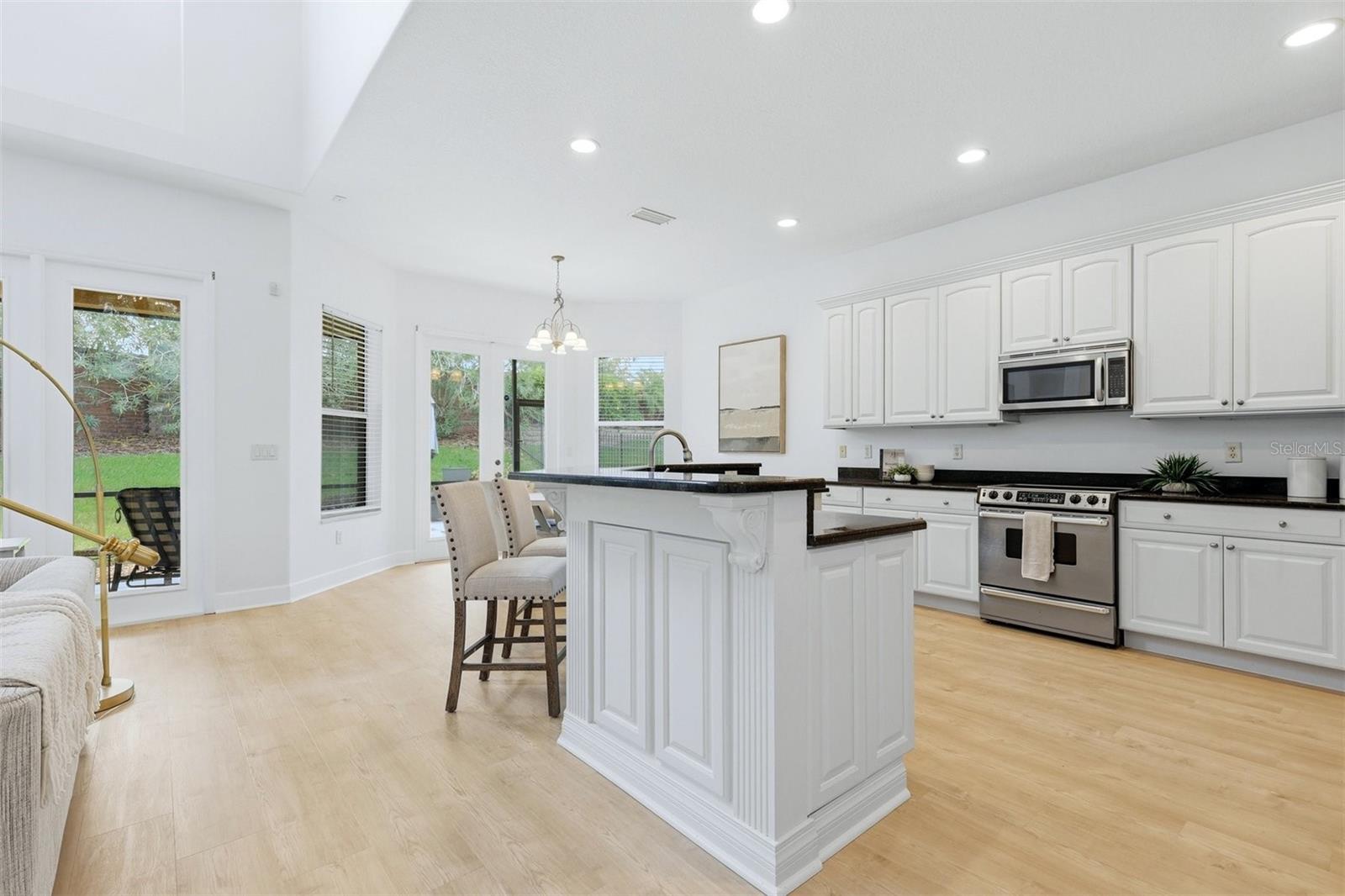 2242 CYPRESS HOLLOW CT — photo 11
