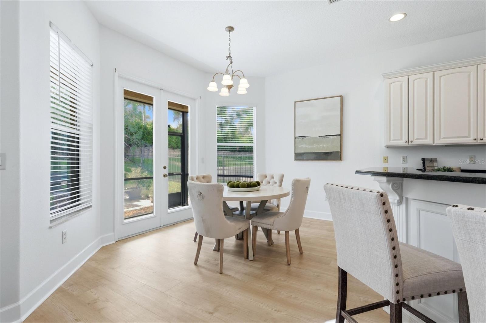 2242 CYPRESS HOLLOW CT — photo 14