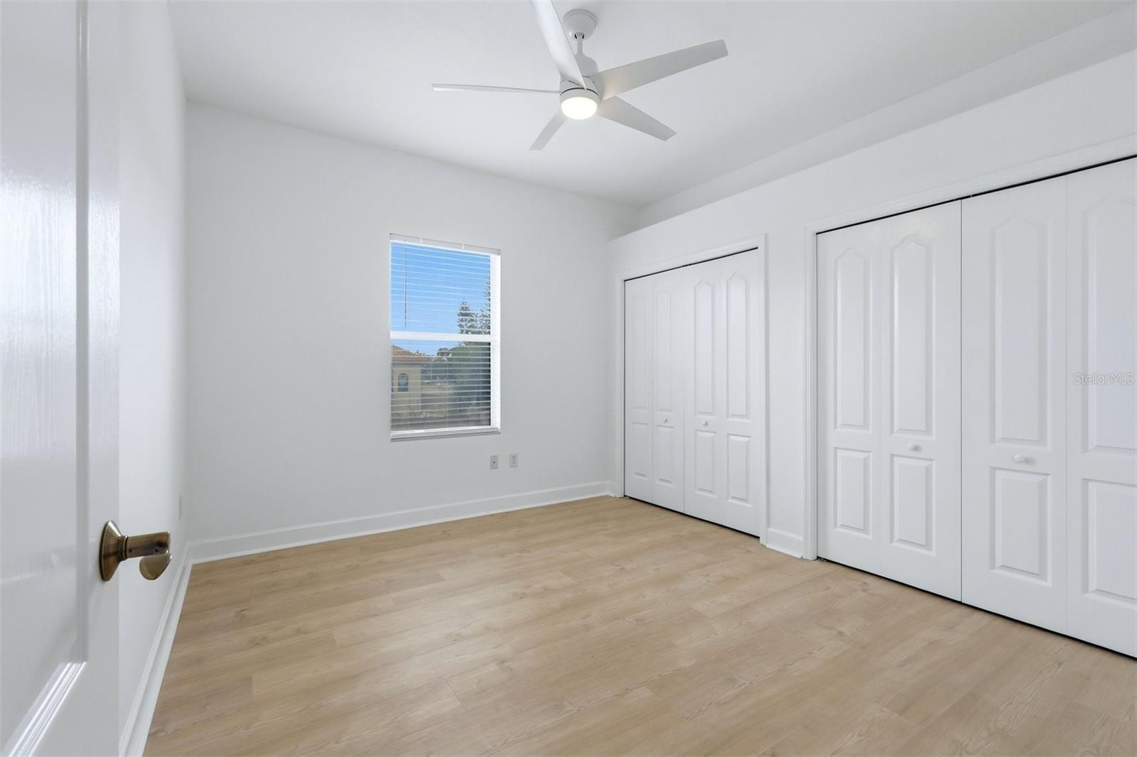2242 CYPRESS HOLLOW CT — photo 31