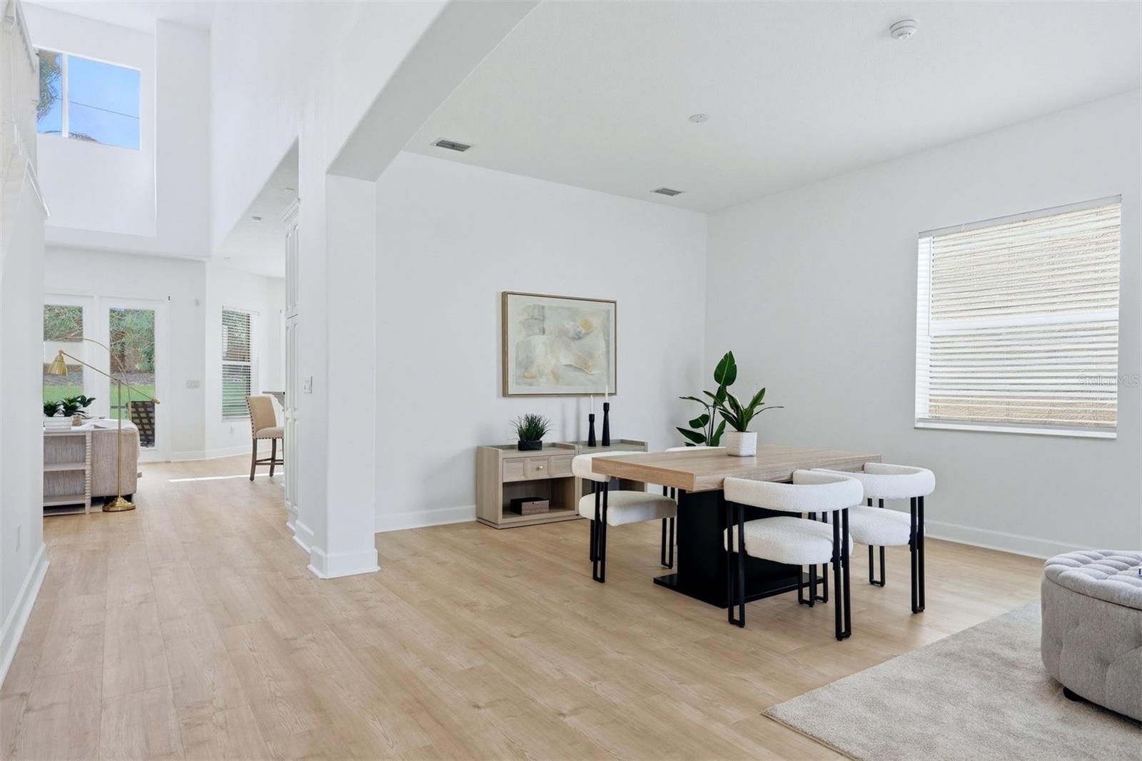 2242 CYPRESS HOLLOW CT — photo 5