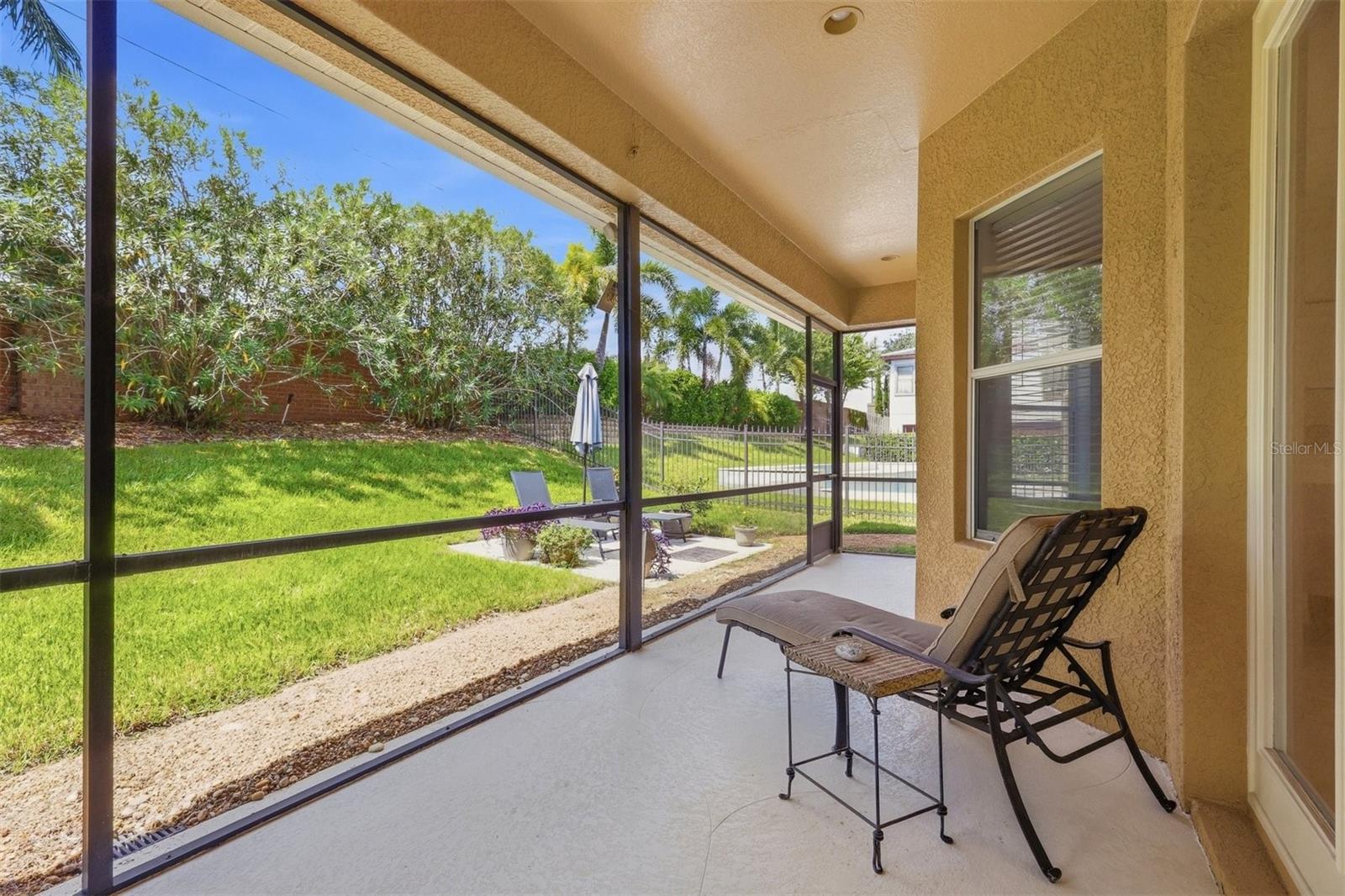 2242 CYPRESS HOLLOW CT — photo 25