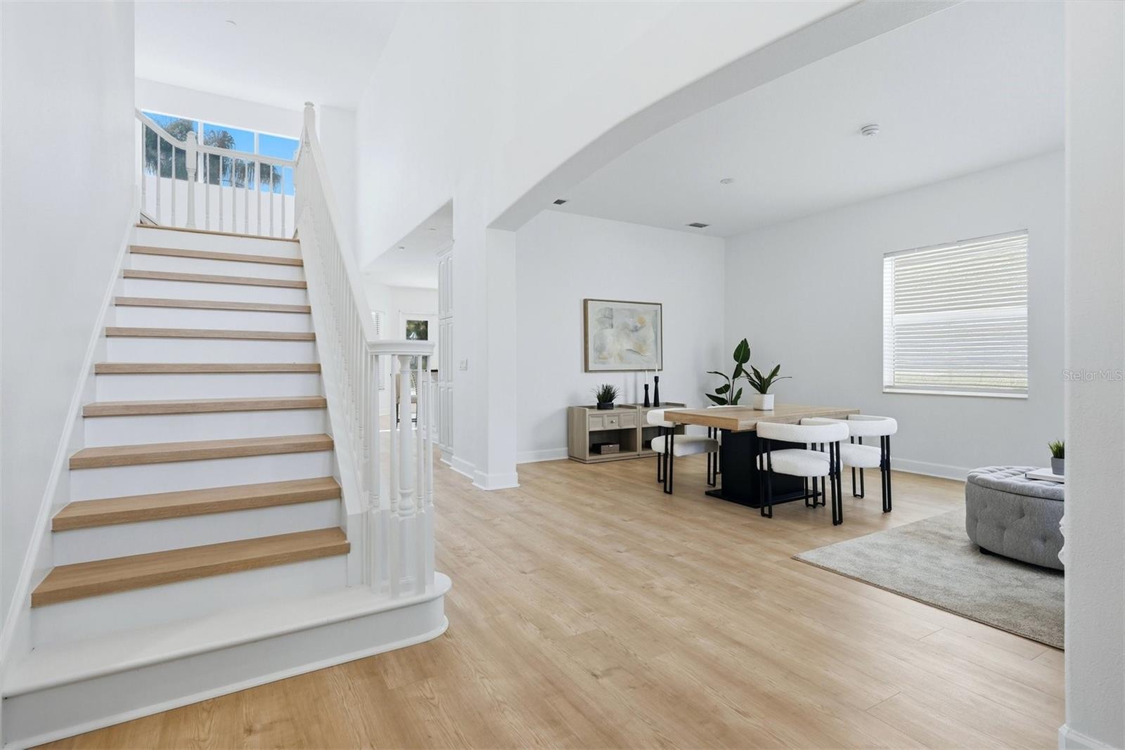 2242 CYPRESS HOLLOW CT — photo 26