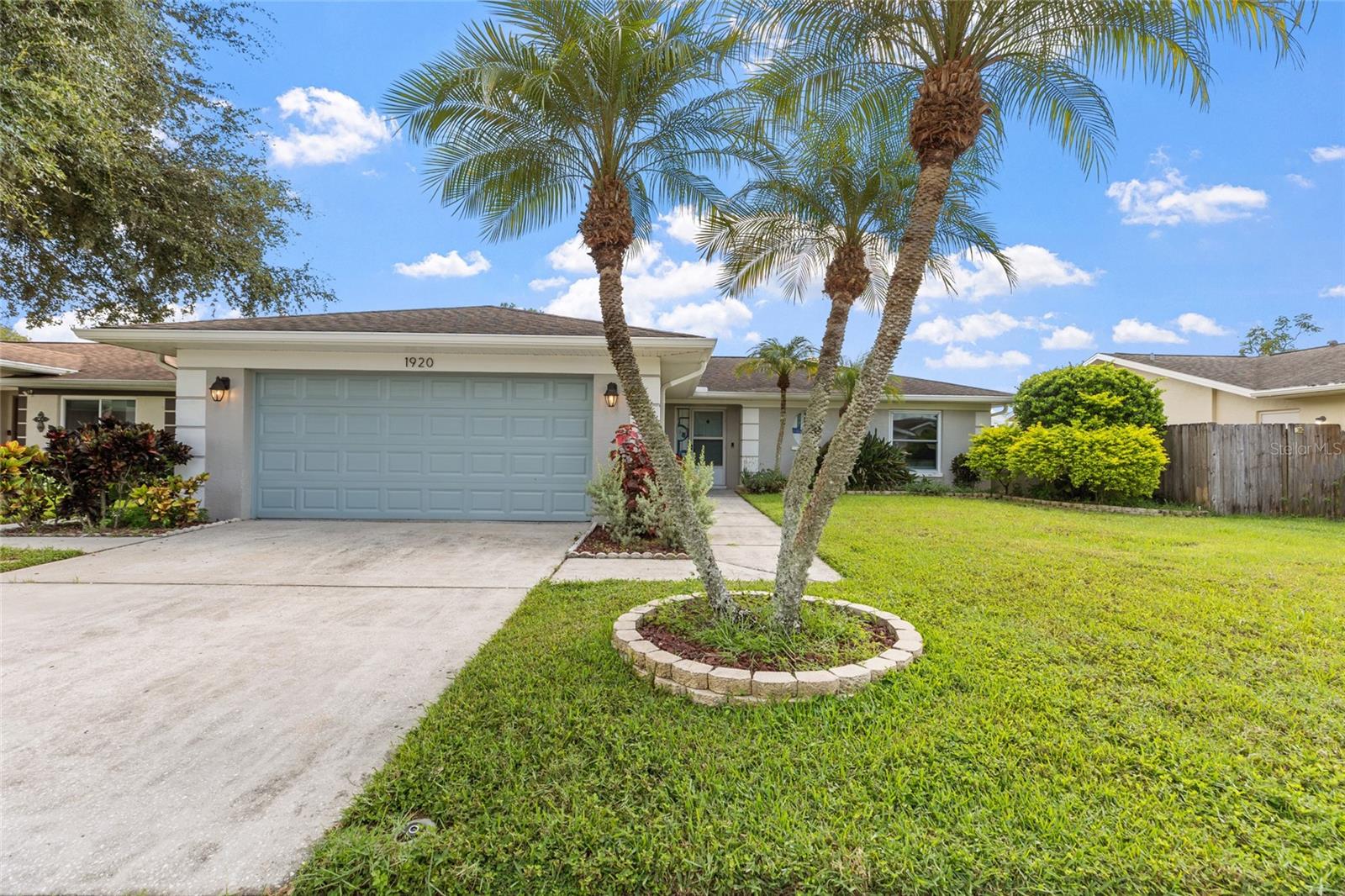 1920 CHENEY CT — photo 37