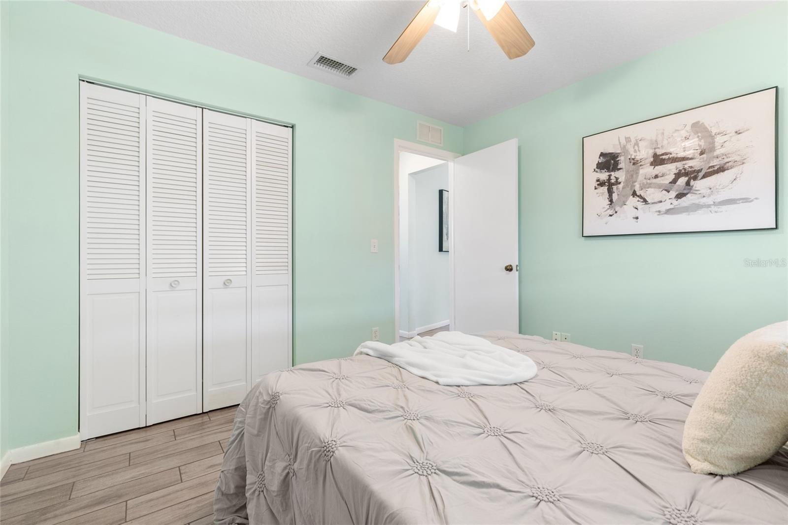 1920 CHENEY CT — photo 28