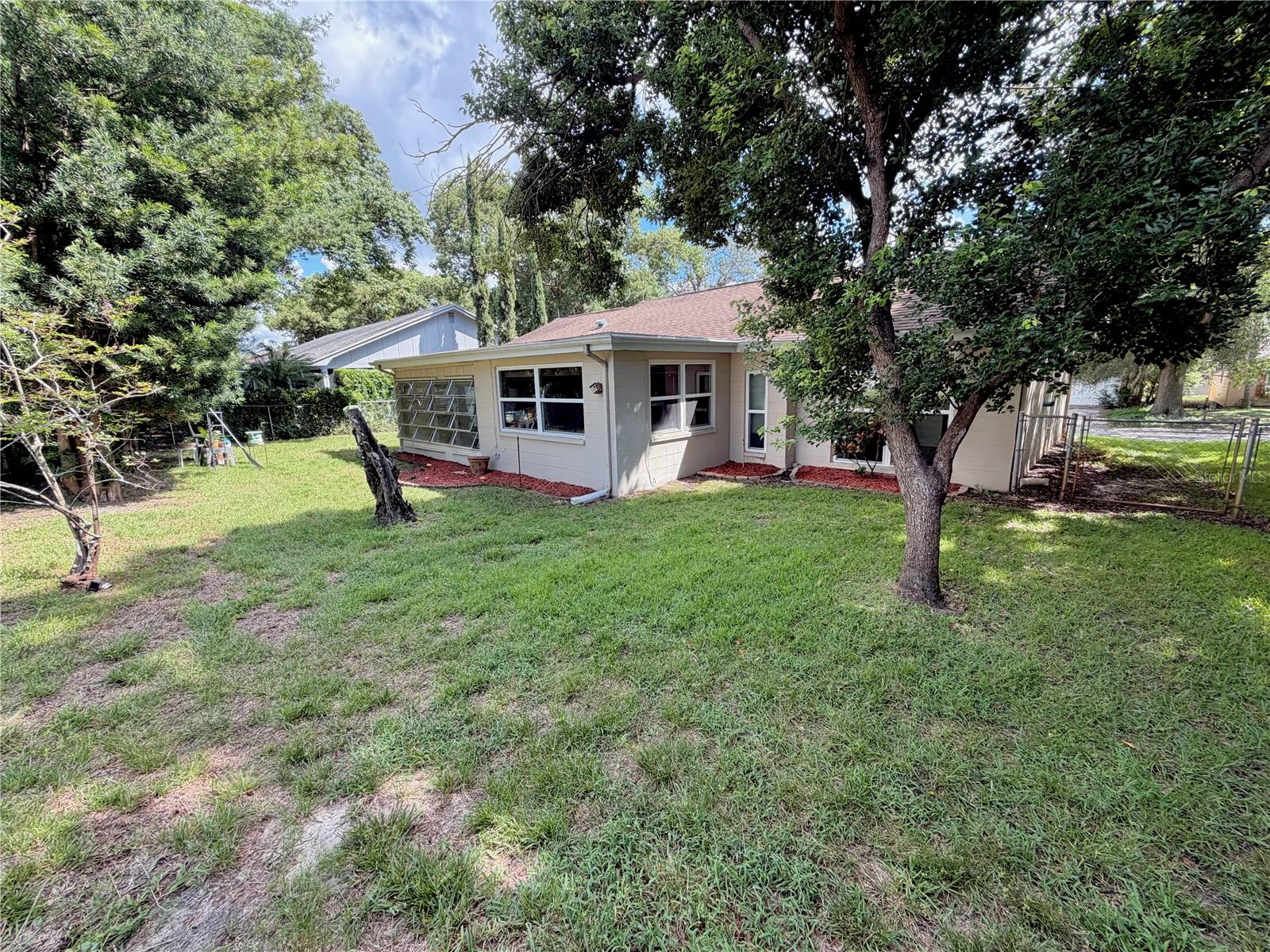 8401 MILL CREEK LN — photo 20