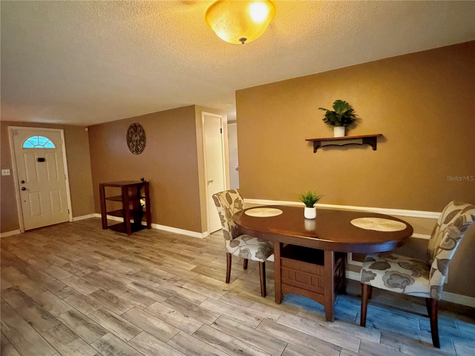 8401 MILL CREEK LN — photo 7