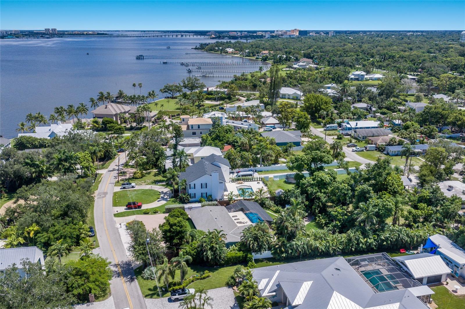 4131 RIVERVIEW BLVD — photo 49