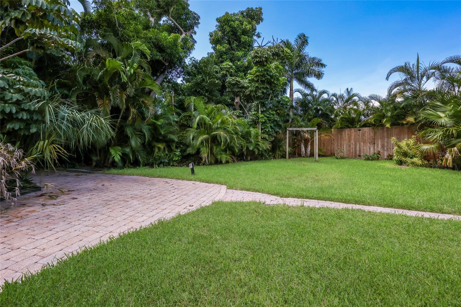 4131 RIVERVIEW BLVD — photo 42