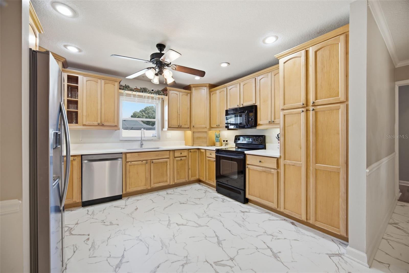 104 MITCHELL DR — photo 12