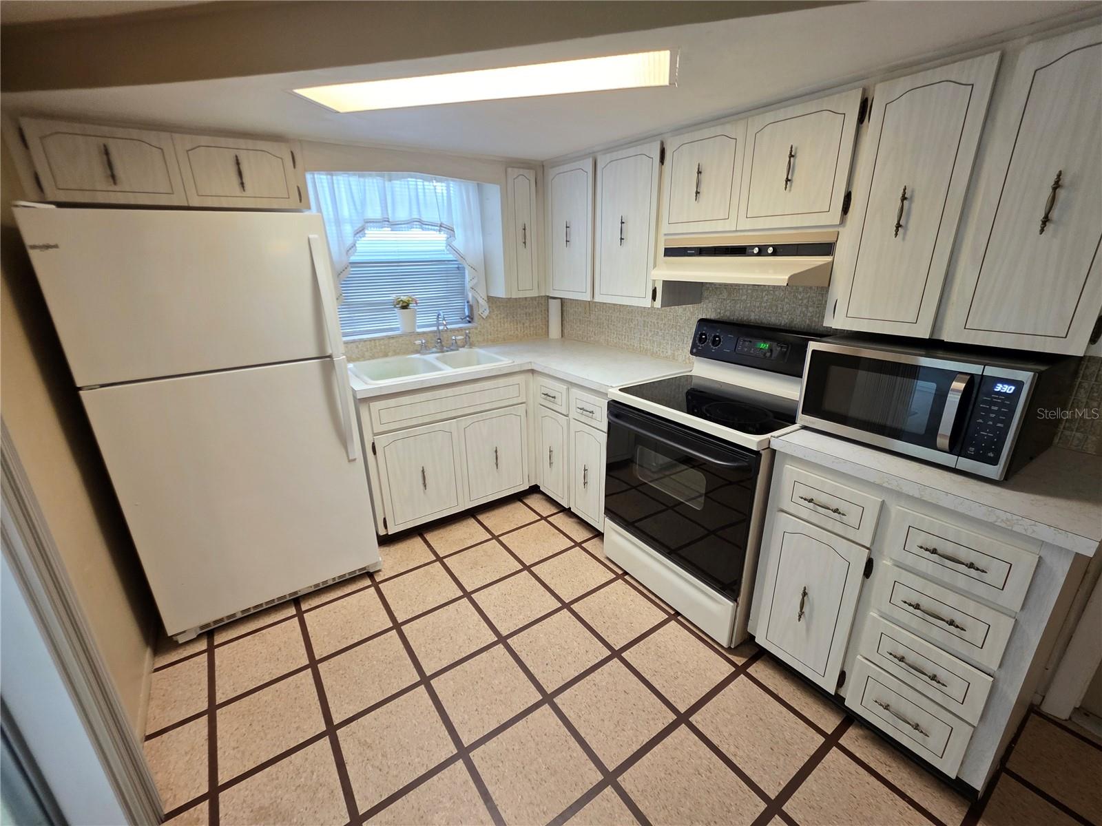 9920 RICHWOOD LN — photo 6
