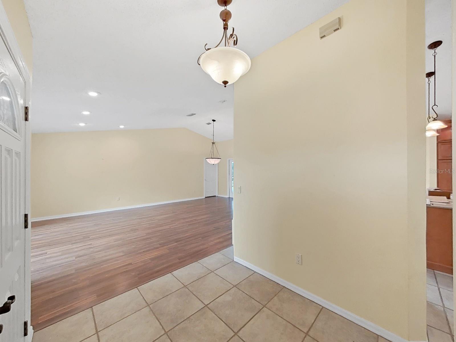 611 TOMOKA DR — photo 7