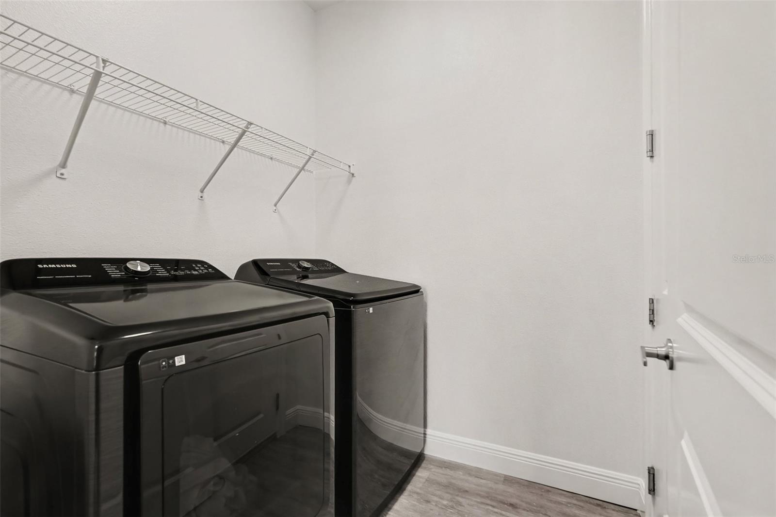8307 N GOMEZ AVE — photo 27