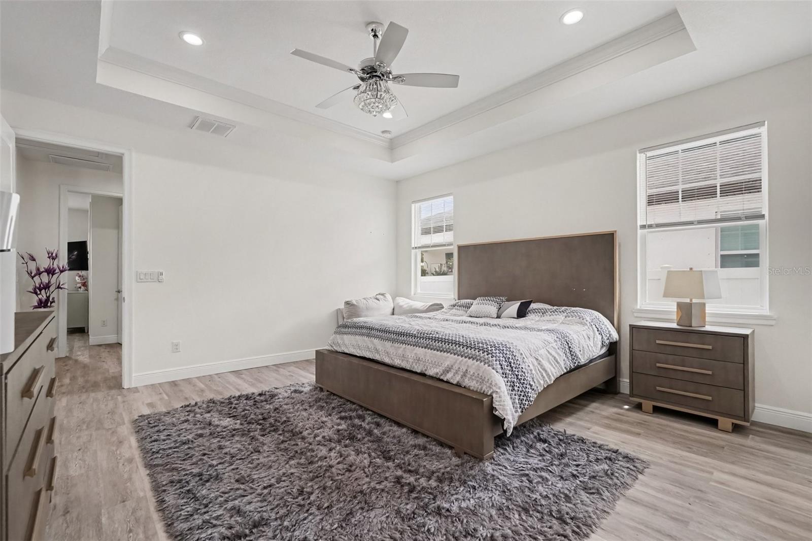 8307 N GOMEZ AVE — photo 21