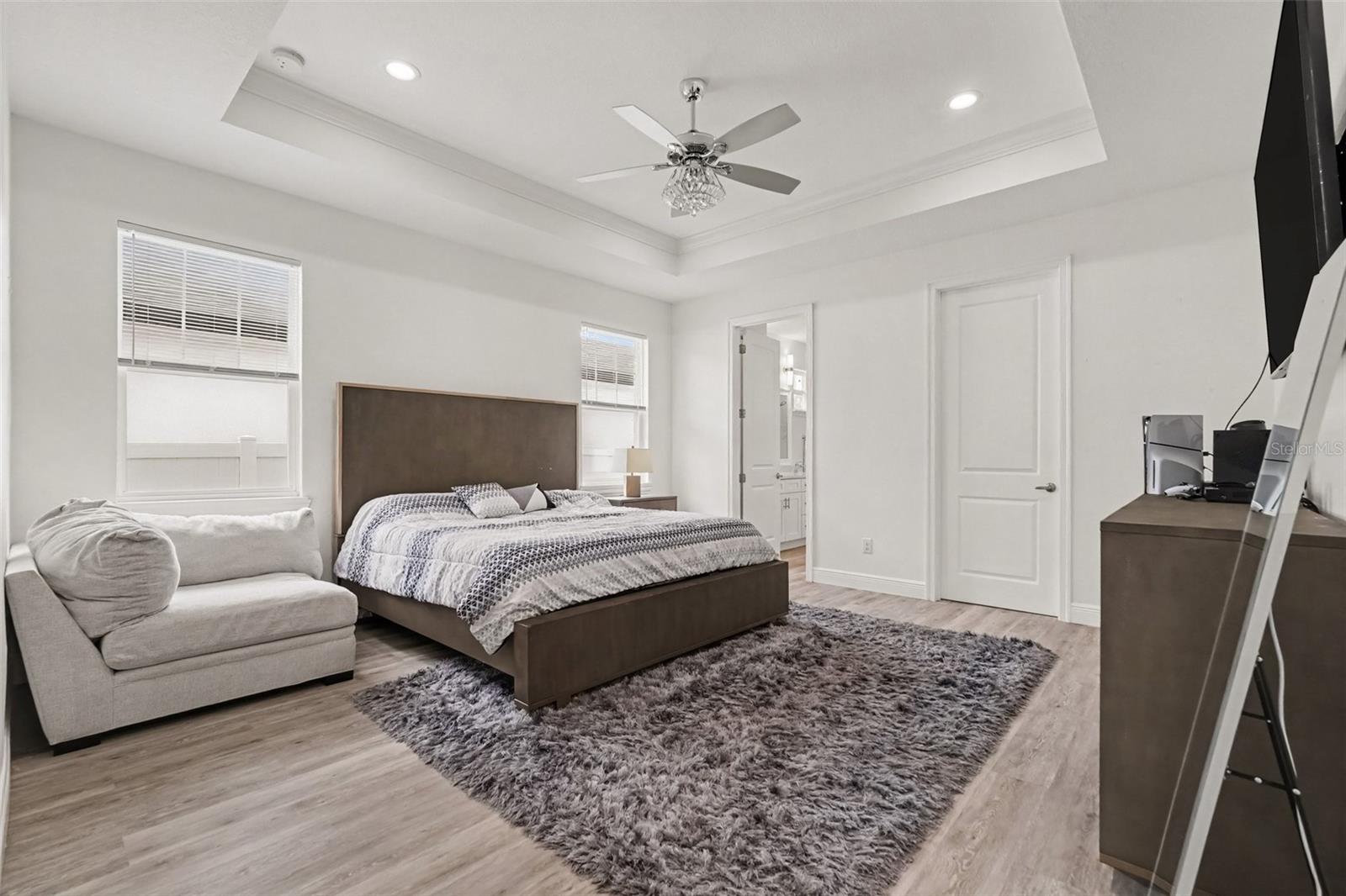 8307 N GOMEZ AVE — photo 20