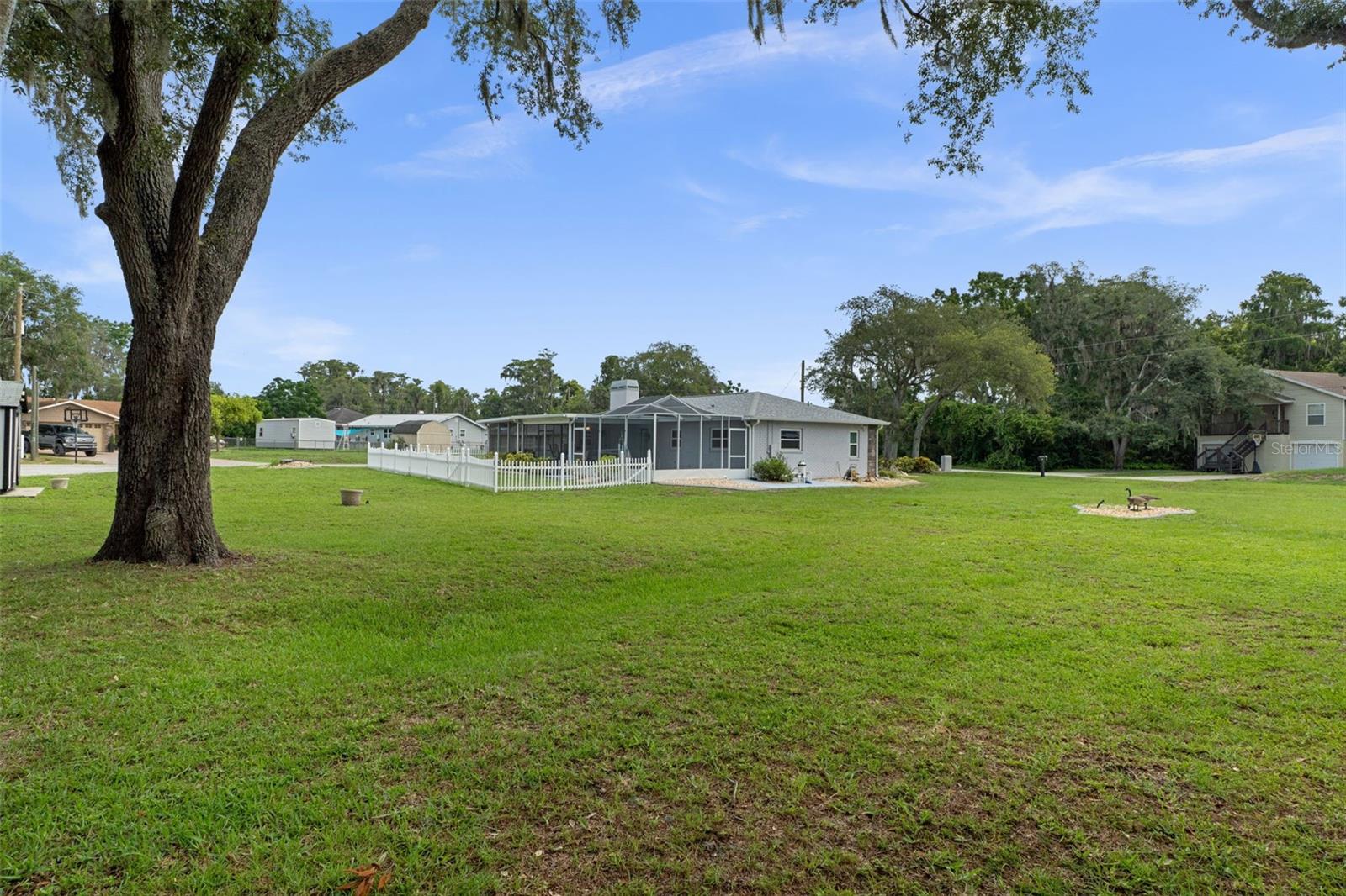 12072 LACEY DR — photo 36