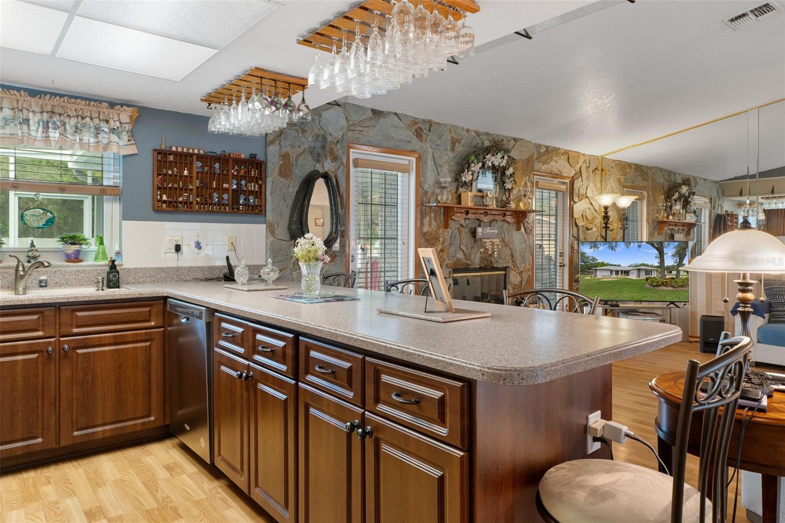 12072 LACEY DR — photo 15