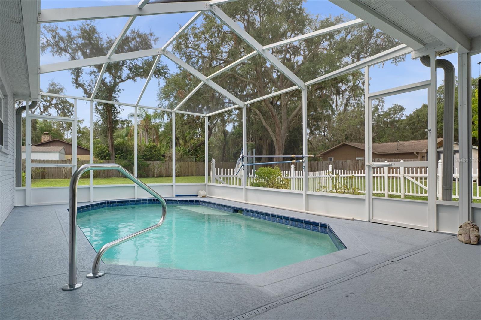 12072 LACEY DR — photo 32