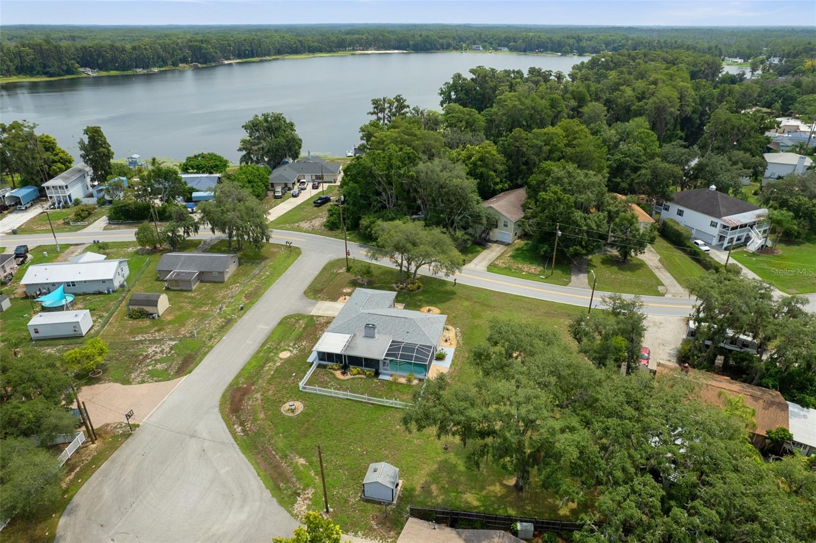 12072 LACEY DR — photo 44