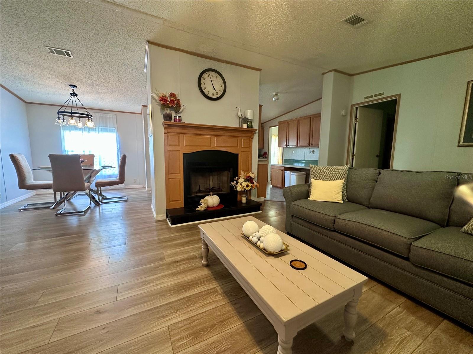 1100 BELCHER RD S #33 — photo 2