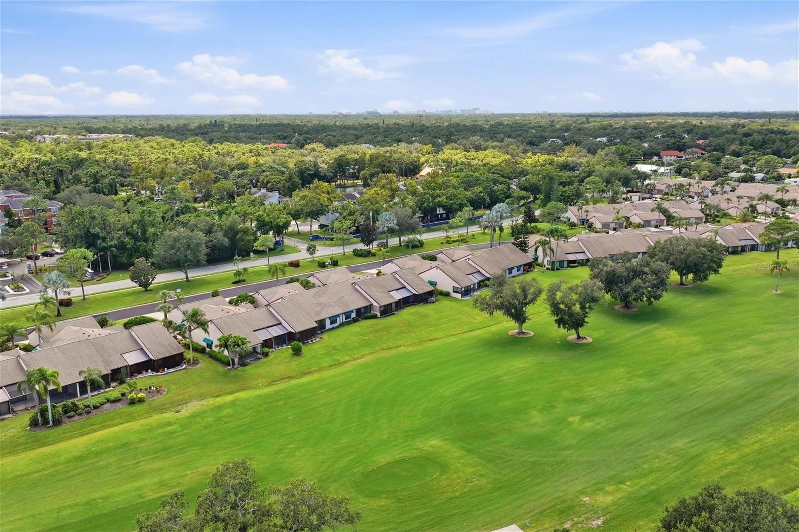 6089 CLUBSIDE DR #7686 — photo 31