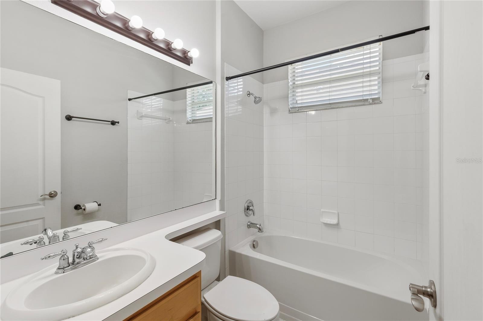 31203 ANNISTON DR — photo 17