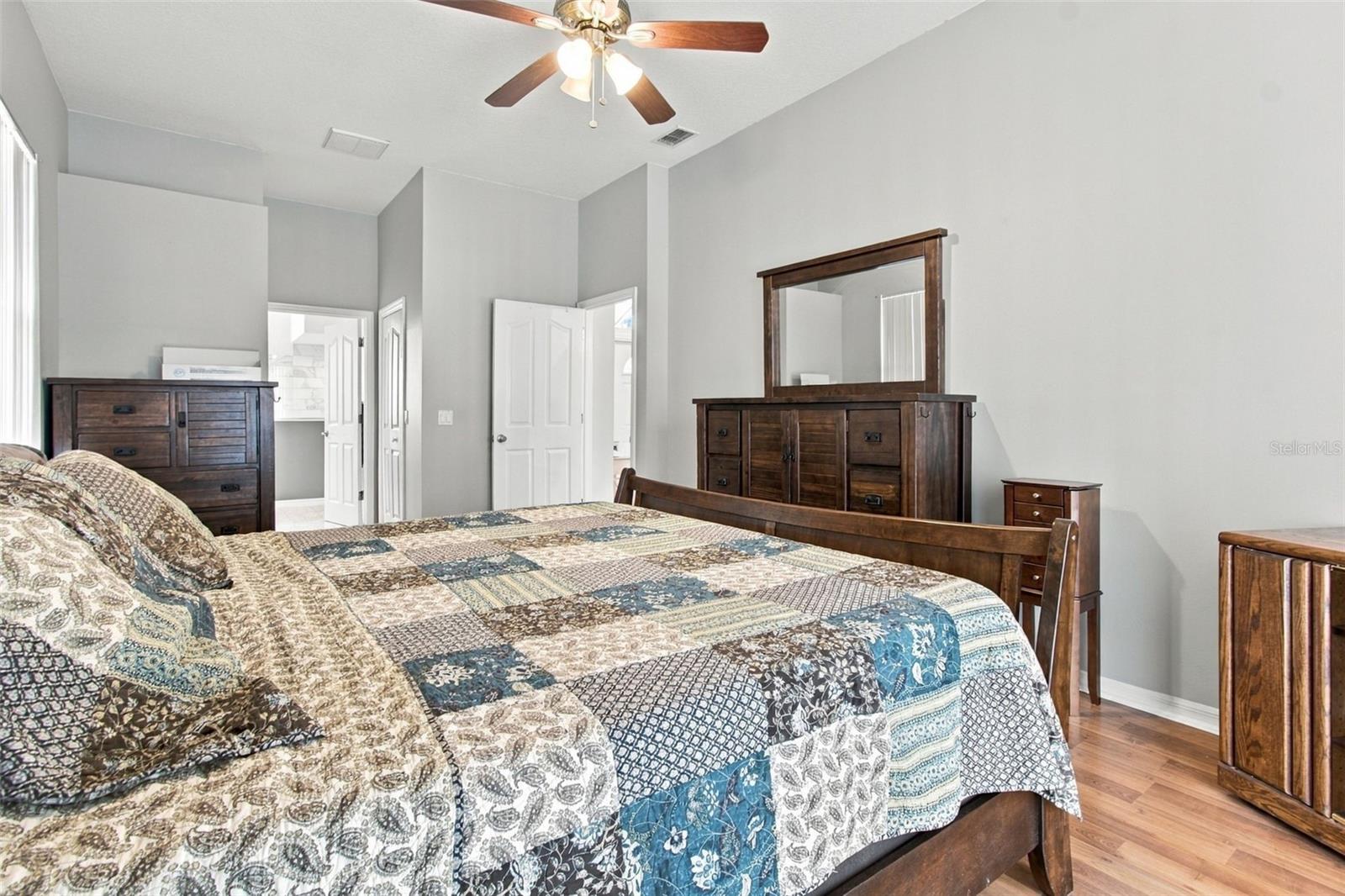 22420 SHORESIDE DR — photo 31