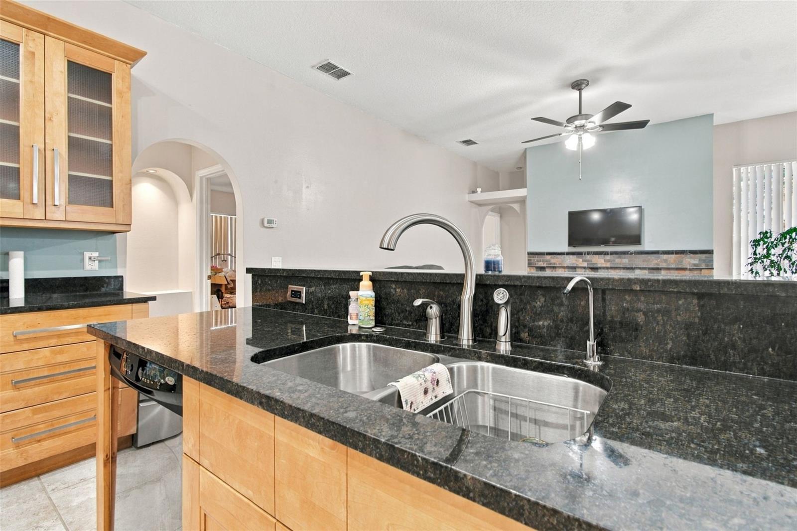 22420 SHORESIDE DR — photo 17