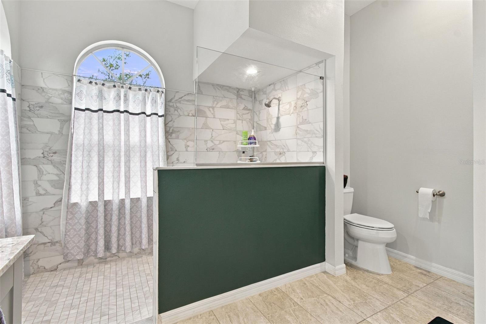 22420 SHORESIDE DR — photo 37