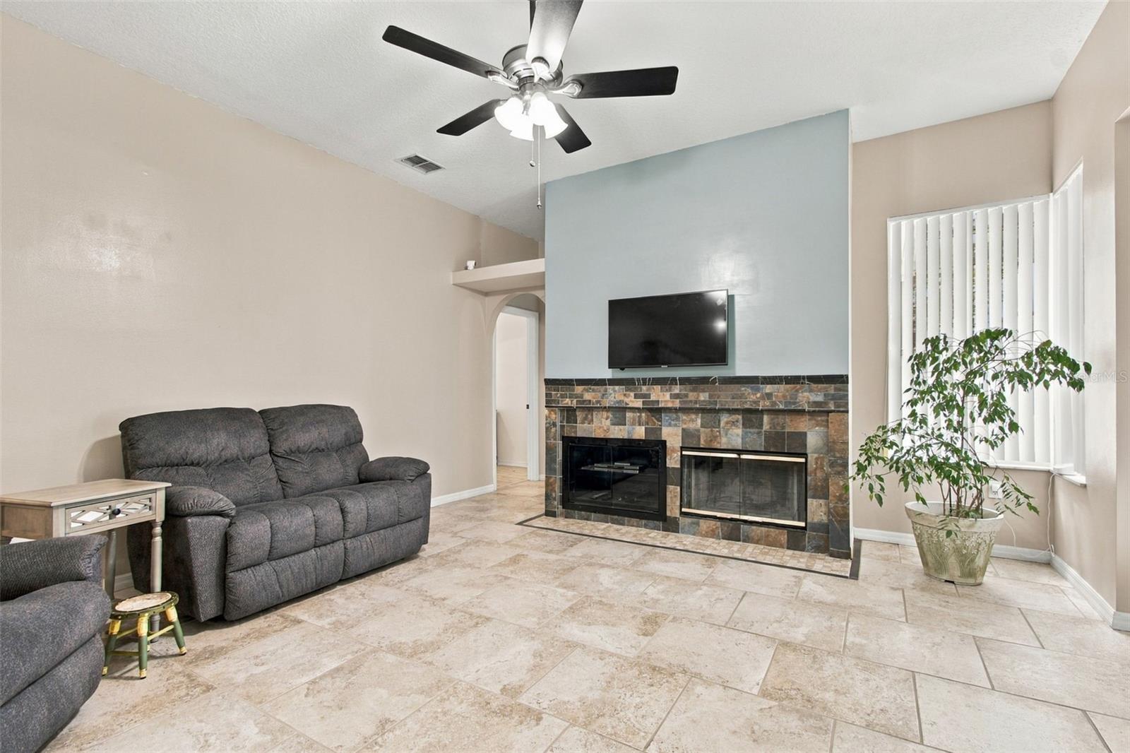 22420 SHORESIDE DR — photo 26