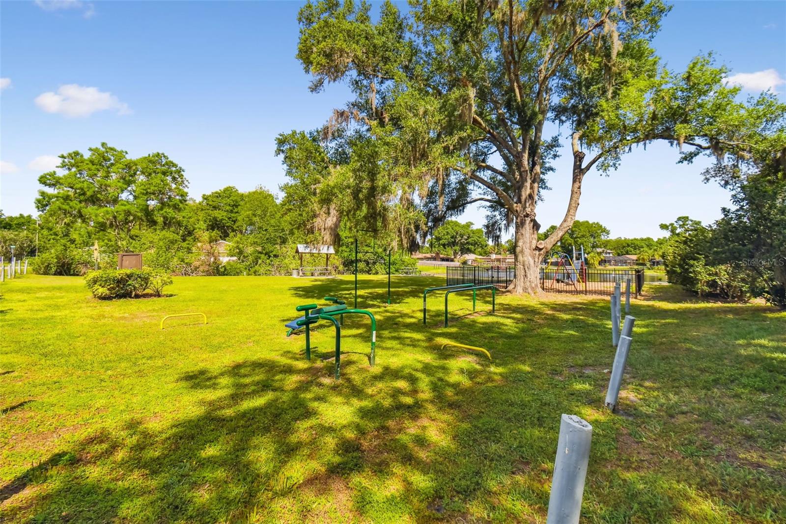 22420 SHORESIDE DR — photo 91