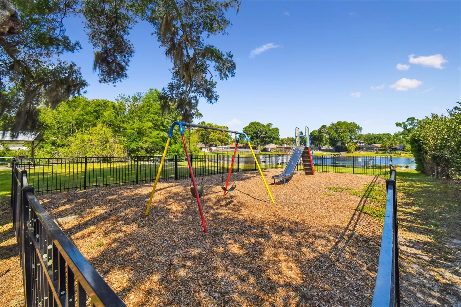 22420 SHORESIDE DR — photo 92