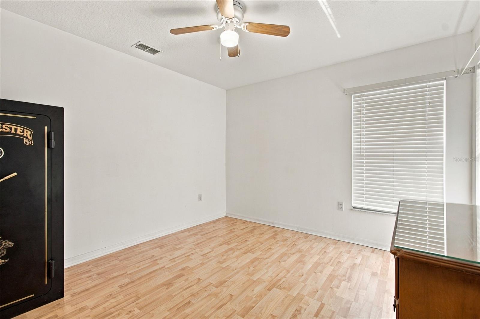 22420 SHORESIDE DR — photo 41