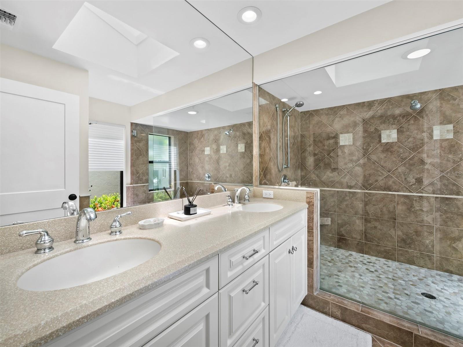 2101 HARBOURSIDE DR #1103 — photo 20