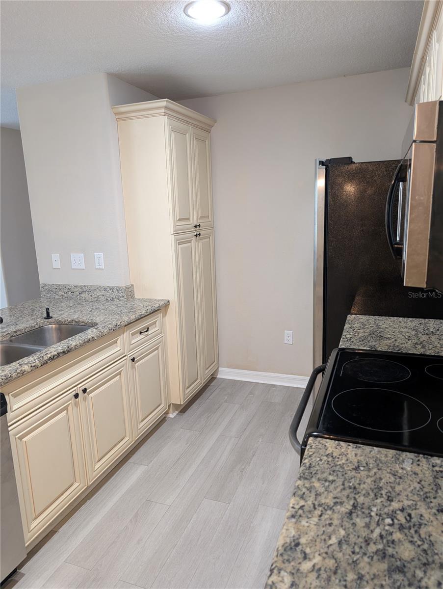 6394 BANYAN BLVD #201 — photo 8