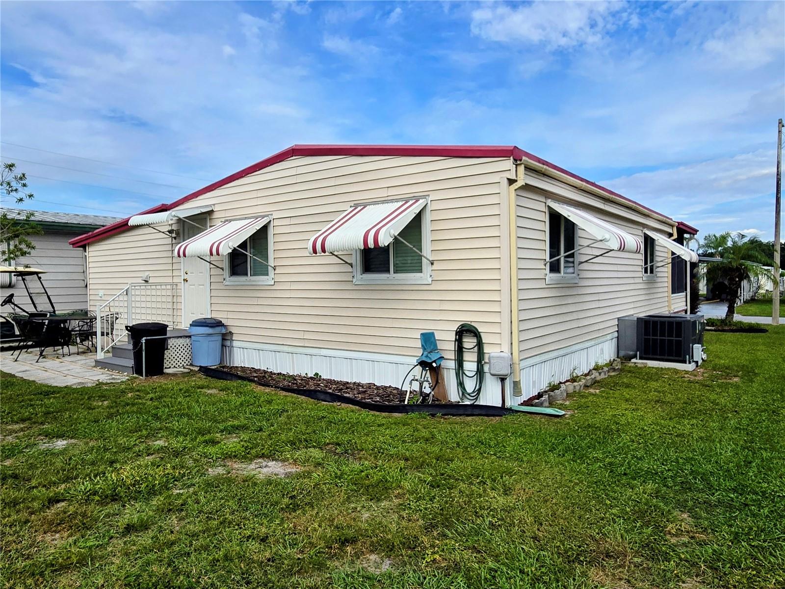 6245 QUALITY LN — photo 7