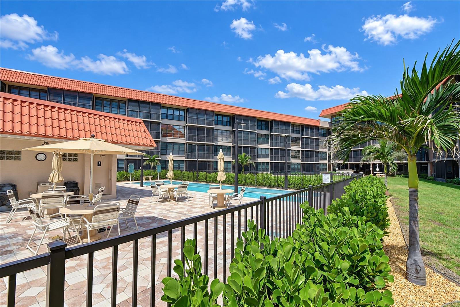 17580 GULF BLVD #417 — photo 47