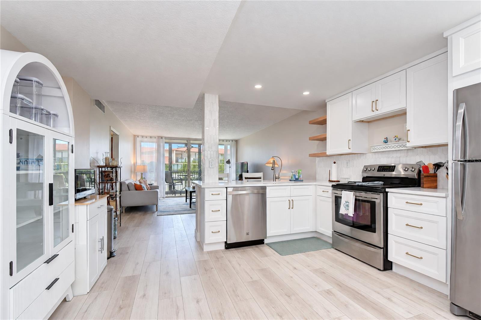 17580 GULF BLVD #417 — photo 9